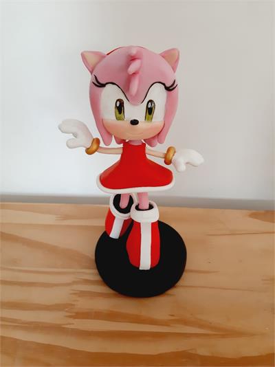 Amy Rose em feltro sonic